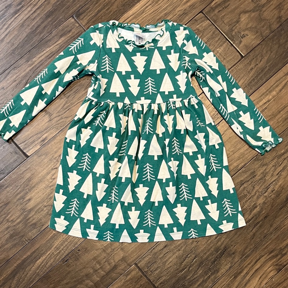 🎉Host Pick🎉 Hanna Andersson Forest Green and Cream Tree Dress